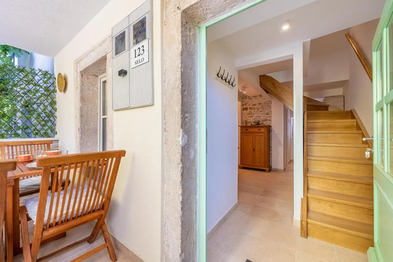 Casa Tonia 0*, Premantura Croatia